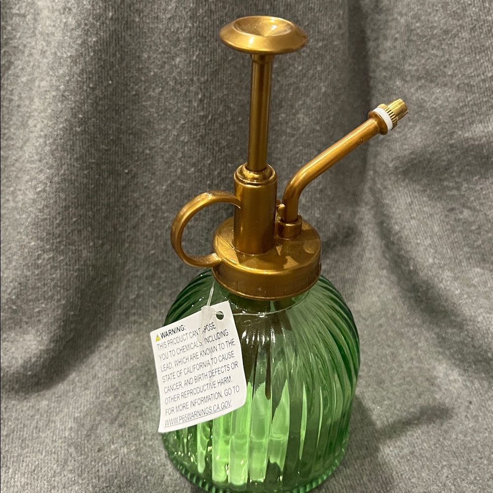 💕 2/$15 Green Colored Glass Plant Mister-NWT - Picture 3 of 5